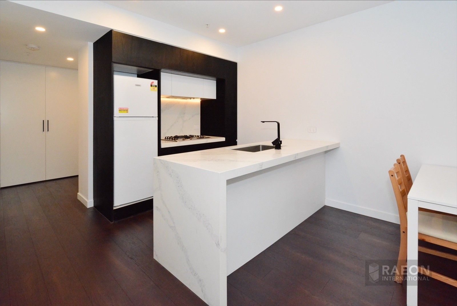 2 bedrooms Apartment / Unit / Flat in 702/869 Dandenong Road MALVERN EAST VIC, 3145