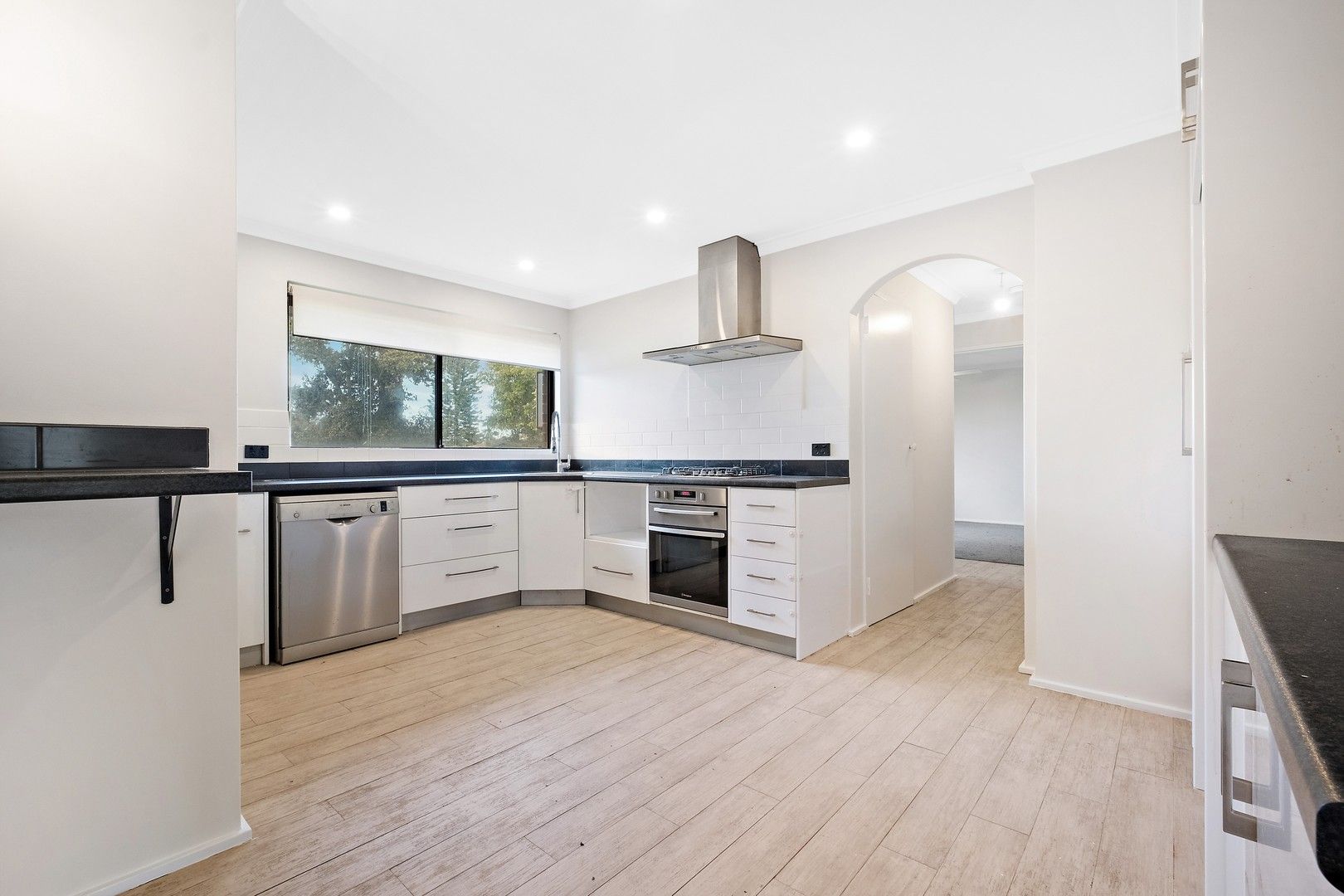 3 bedrooms House in 3 Balmain Way HEATHRIDGE WA, 6027