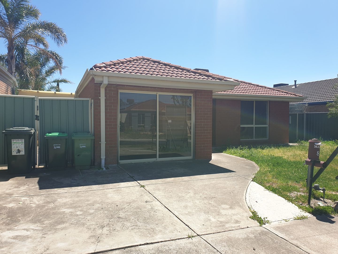 8 Bristol Mews, Craigieburn VIC 3064