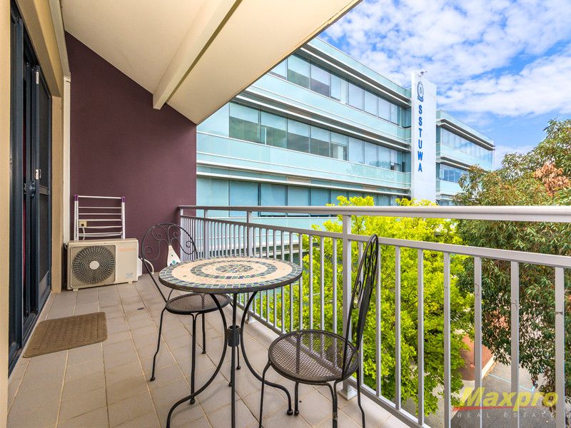 21/3-9 Lucknow Place, West Perth WA 6005, Image 2
