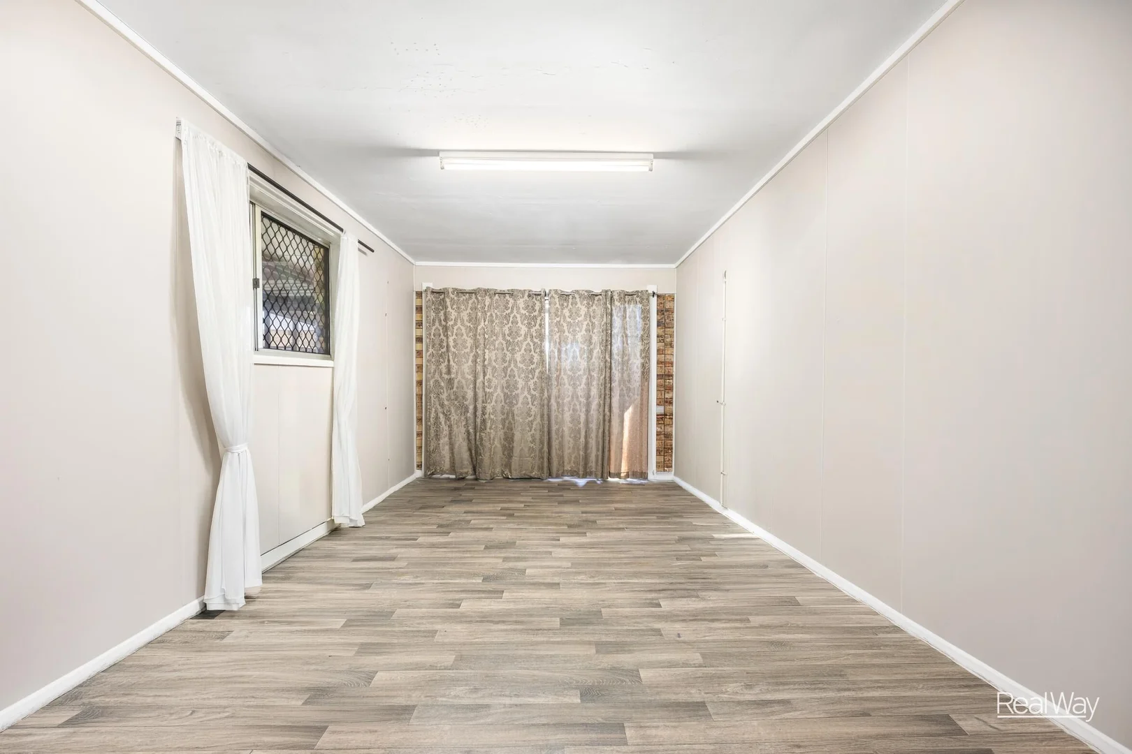 Additional image 9 of 254 Taylor Street, Newtown QLD 4350