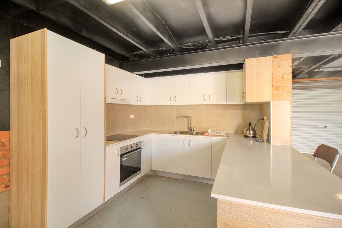 5 bedrooms House in 7 Bywong Close SHELLHARBOUR NSW, 2529