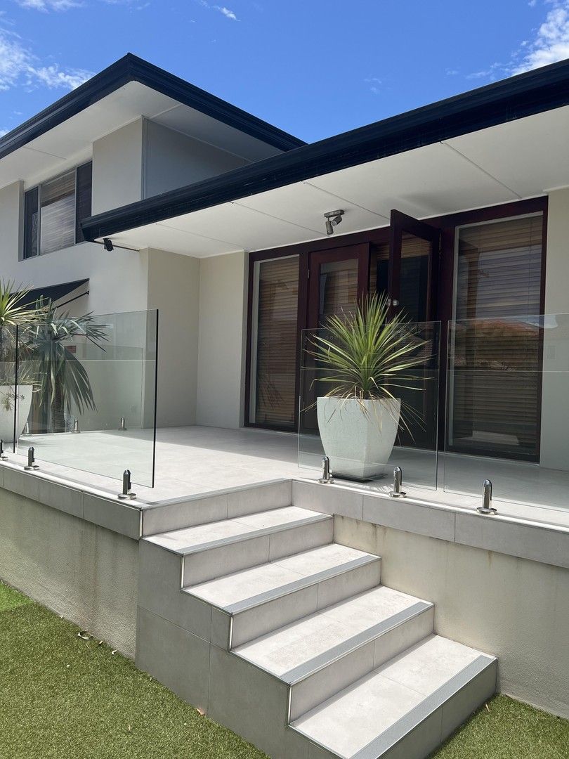 2 bedrooms House in 1/21 Burra Street SURFERS PARADISE QLD, 4217