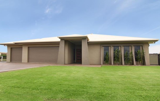 3 Bernard Court, Highfields QLD 4352