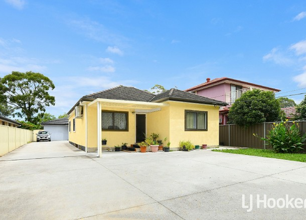 8 Boundary Road, Chester Hill NSW 2162