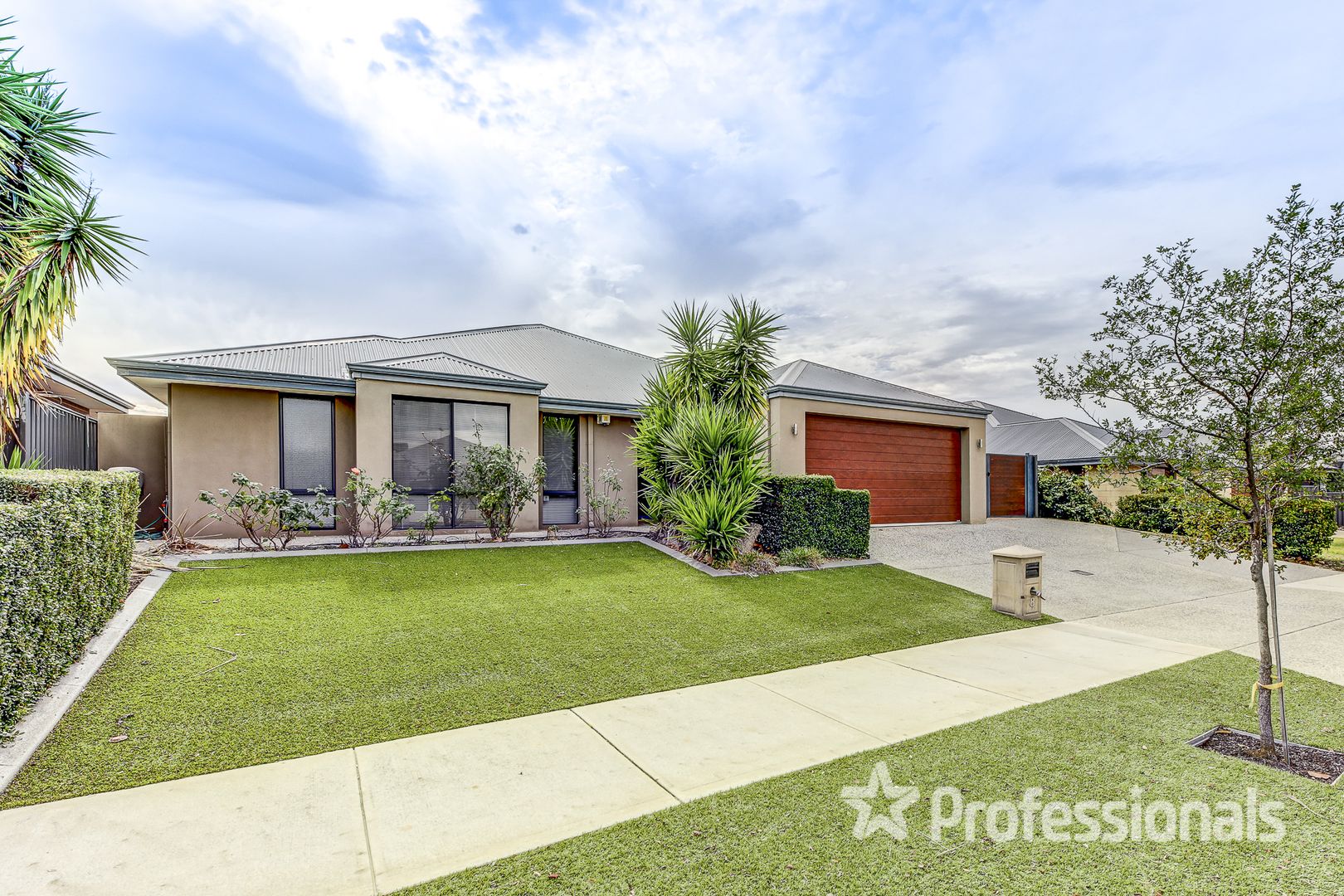 8 Gleeson Entrance, Aveley WA 6069, Image 1