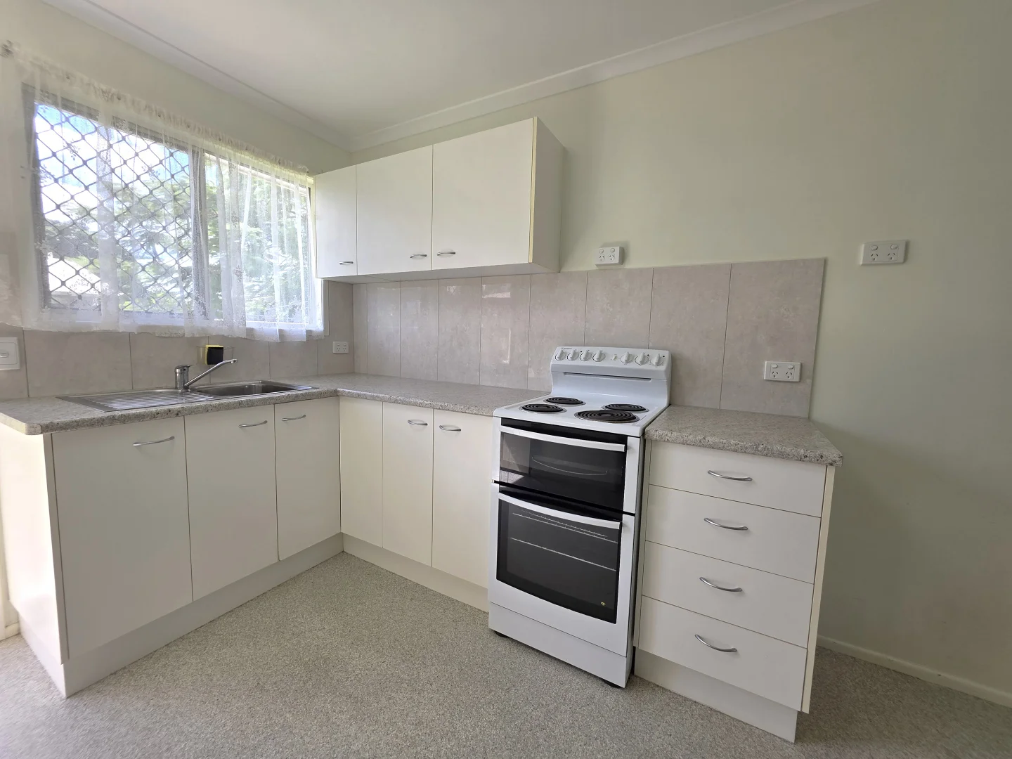 Additional image 4 of 2/18 Hargreaves Street, Bundaberg South QLD 4670