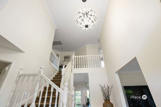 8 Beaulieu Crescent Carindale 4152 - Image 4