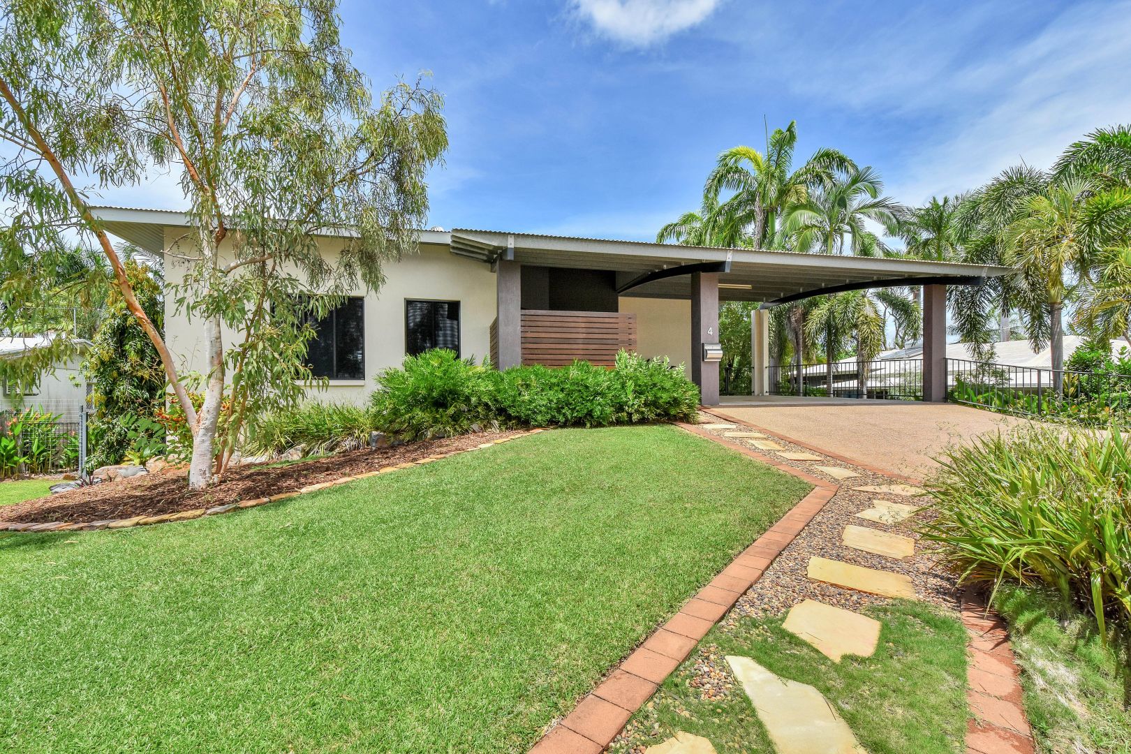 4 Lobelia Court, Rosebery NT 0832, Image 2