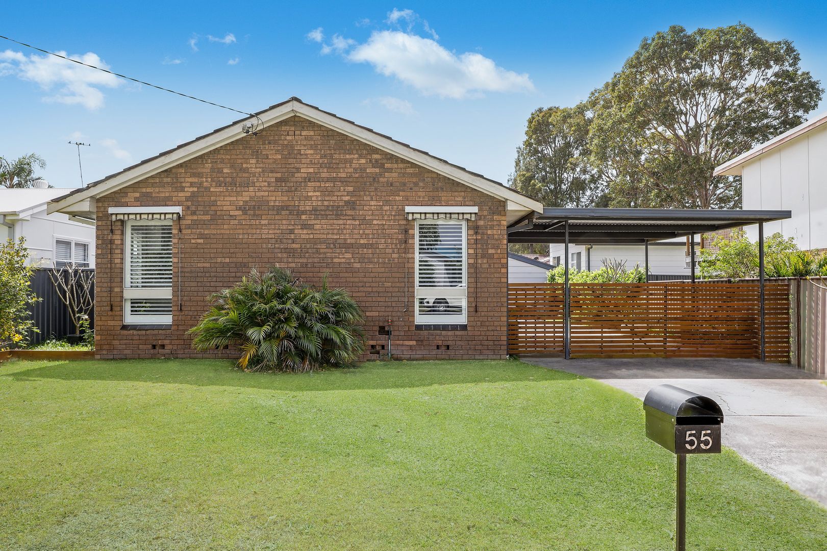 55 Kerry Crescent, Berkeley Vale NSW 2261