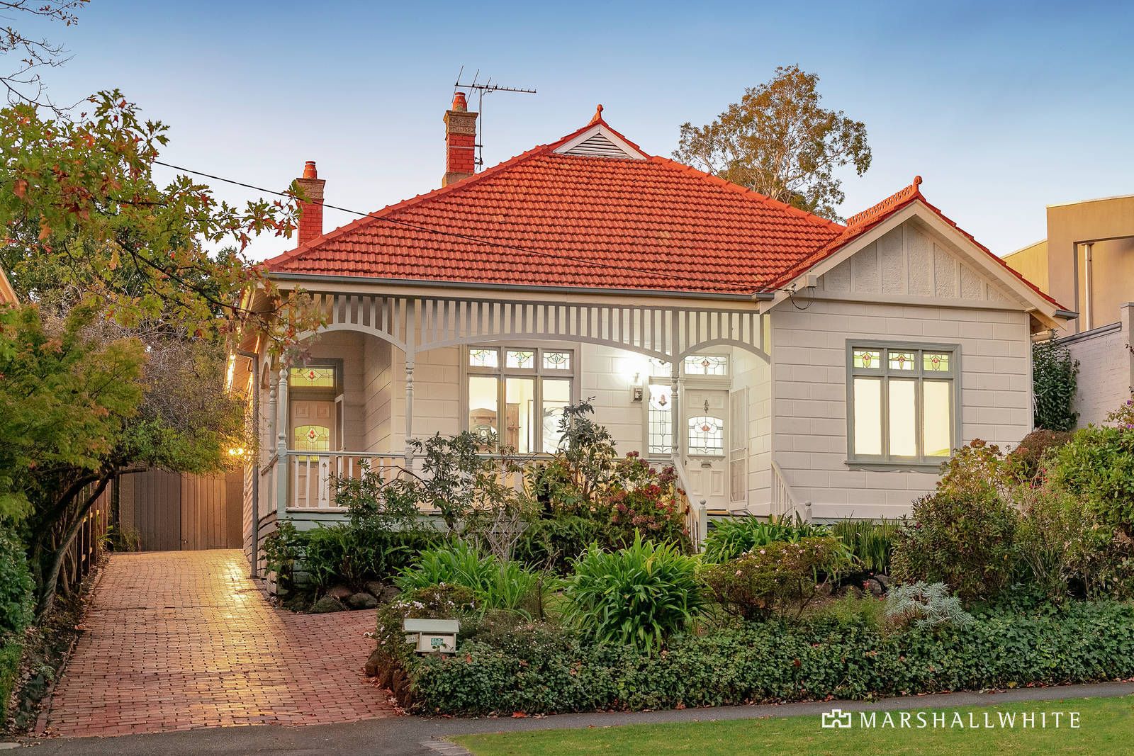 33 Croydon Road, Surrey Hills VIC 3127, Image 0