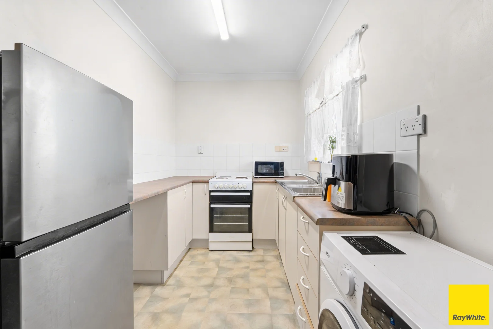 Additional image 3 of 4/192 Grafton Street, Cairns City QLD 4870