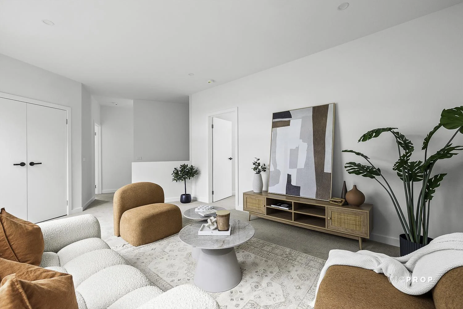 Additional image 2 of 3/1 Thomas Court, Doncaster VIC 3108