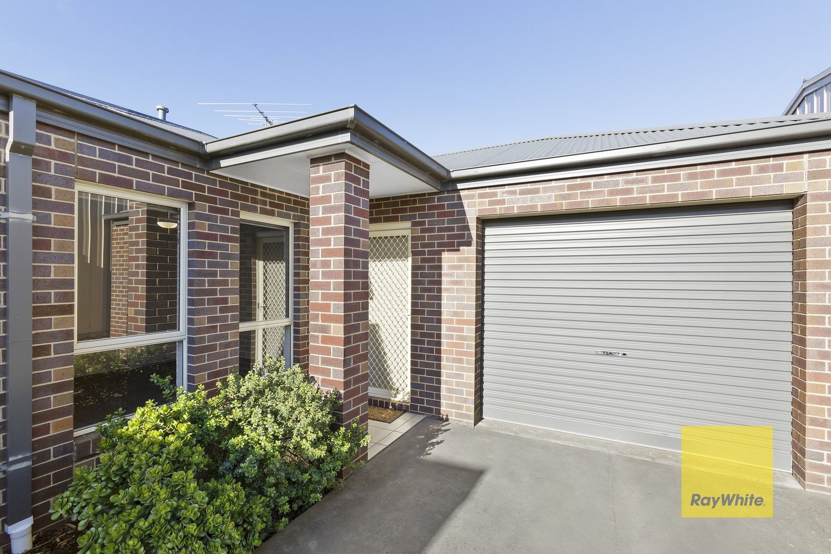 2 bedrooms House in 3/67 Ghazeepore Road WAURN PONDS VIC, 3216