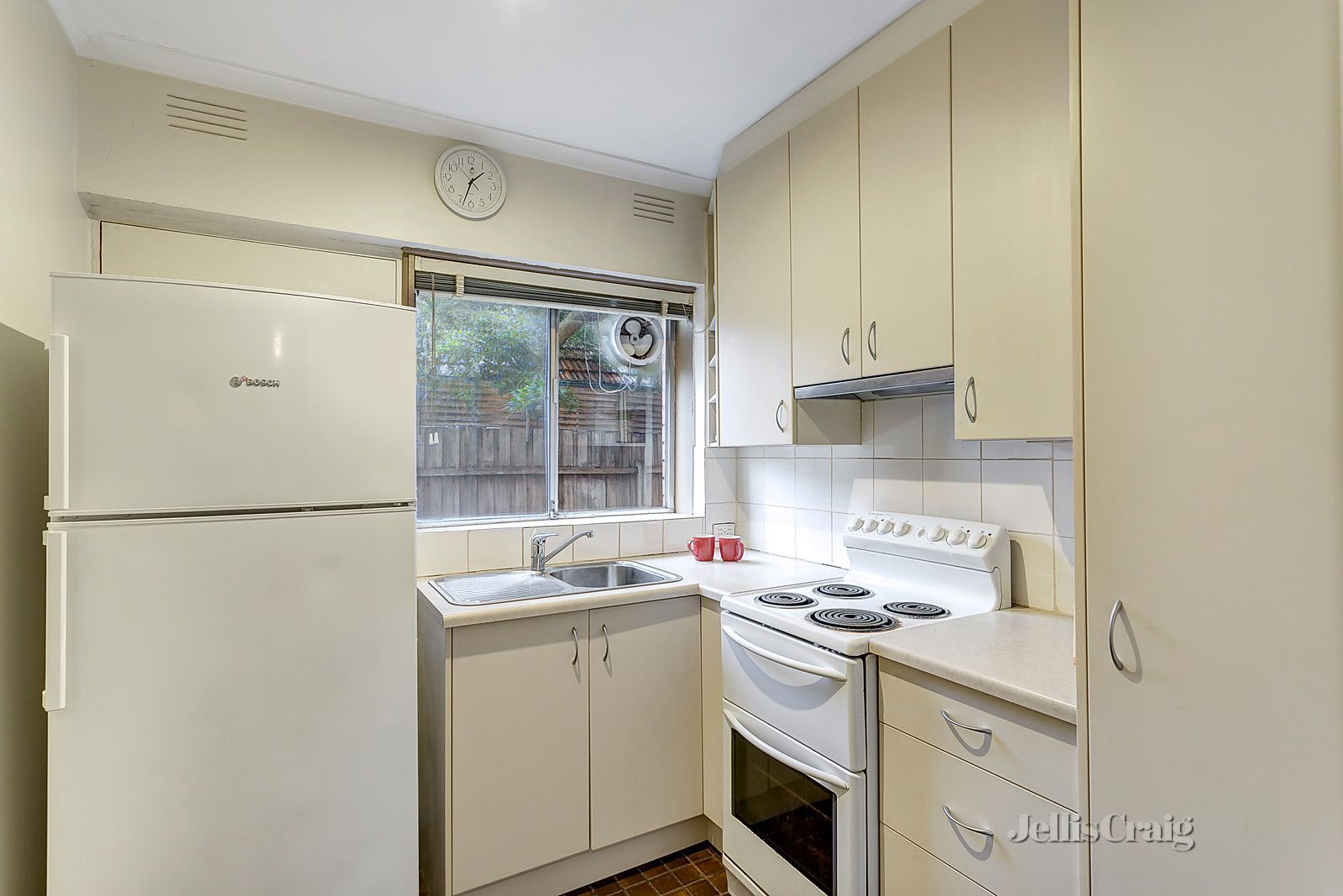 1/14 Alexander Street, Box Hill VIC 3128, Image 2