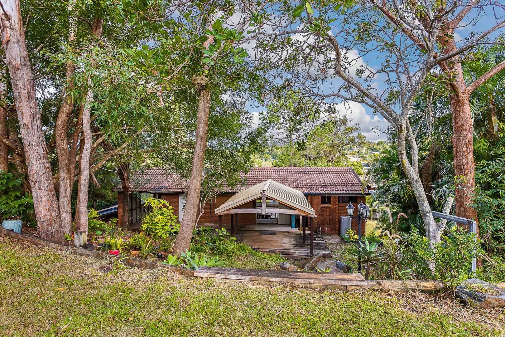 9 Bernadette Place, Highland Park QLD 4211, Image 2