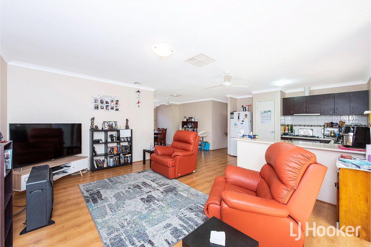 3 bedrooms Apartment / Unit / Flat in 2/11 Liberton Place COODANUP WA, 6210