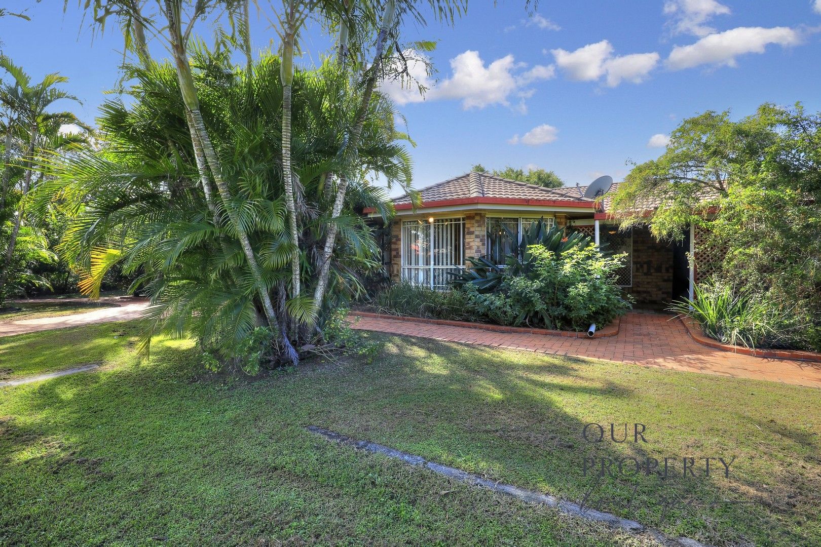 4 bedrooms House in 29 Sextant Drive INNES PARK QLD, 4670