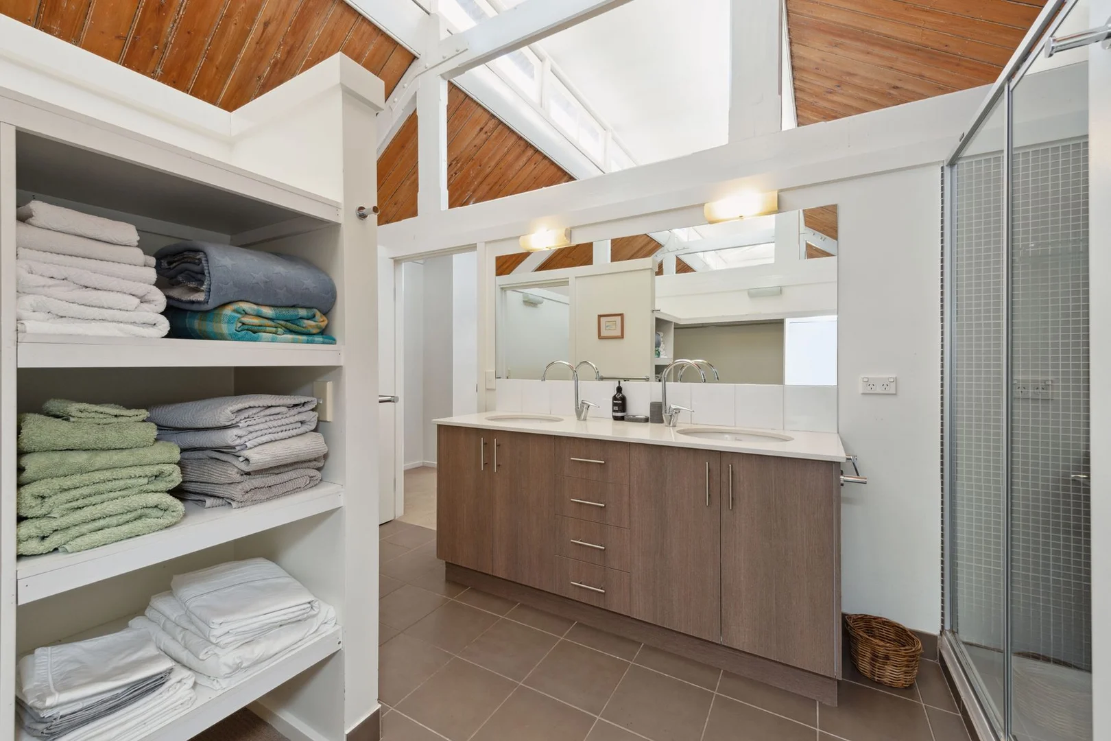 Additional image 6 of 5 Hoskins Street, Quarry Hill VIC 3550