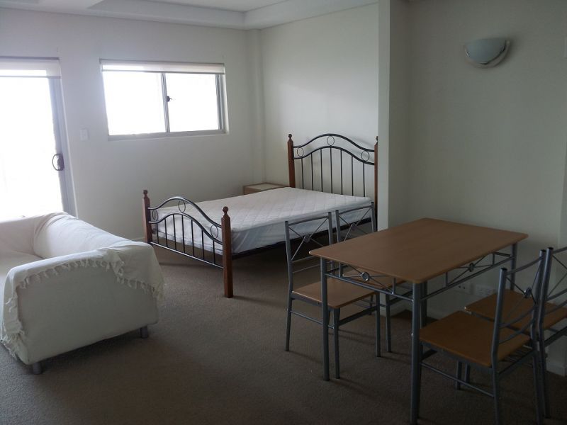 1 bedrooms Studio in  SPRING HILL QLD, 4000