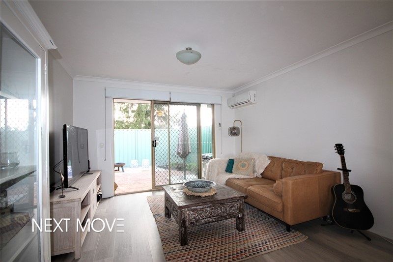 2 bedrooms Villa in 8/35 Winnacott Street WILLAGEE WA, 6156