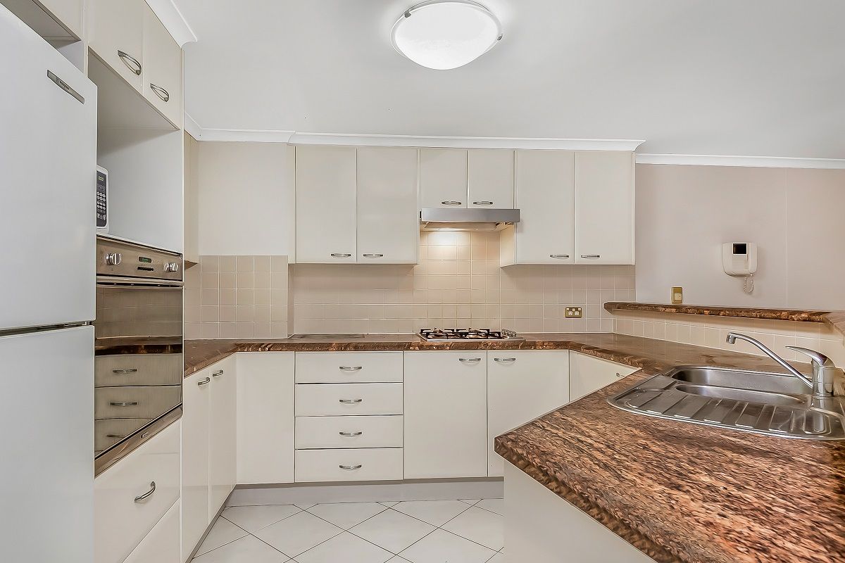 13/121-133 Pacific Highway, Hornsby NSW 2077, Image 2