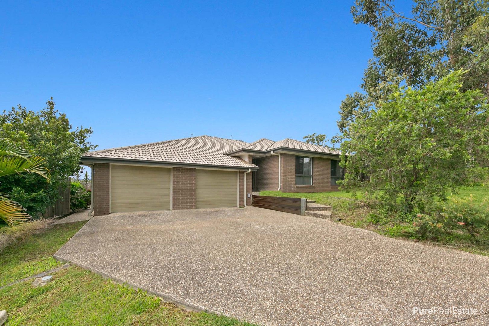 11 Knightsbridge Drive, Chuwar QLD 4306, Image 0