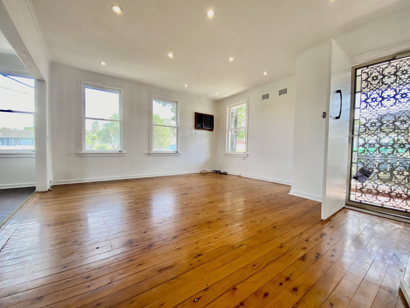 10 Hereford Street, Busby NSW 2168 House For Rent 620 Domain