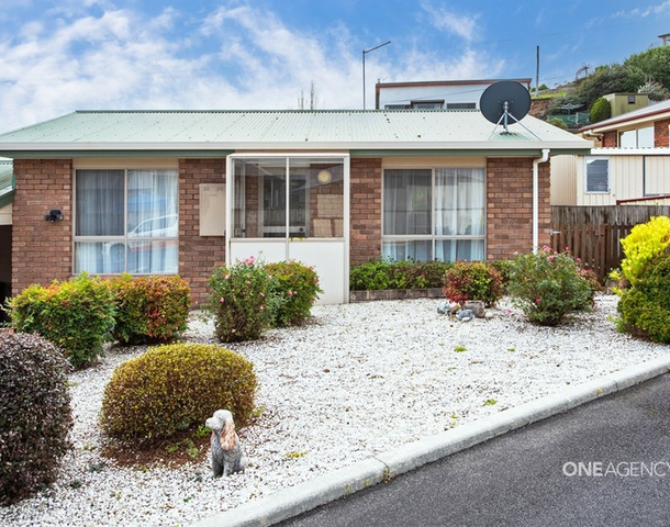 4/109A Emmett Street, Smithton TAS 7330