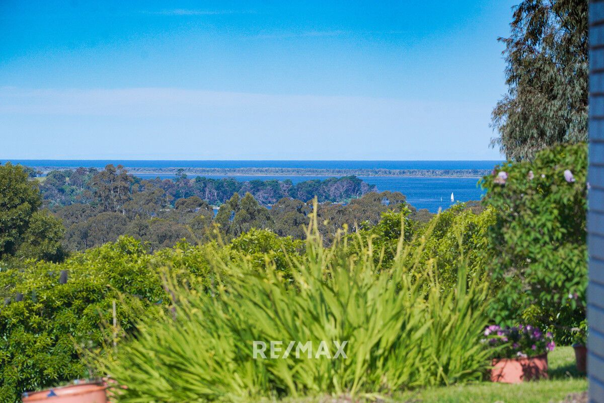 14 Moorhouse Street, Metung VIC 3904 House For Rent Domain