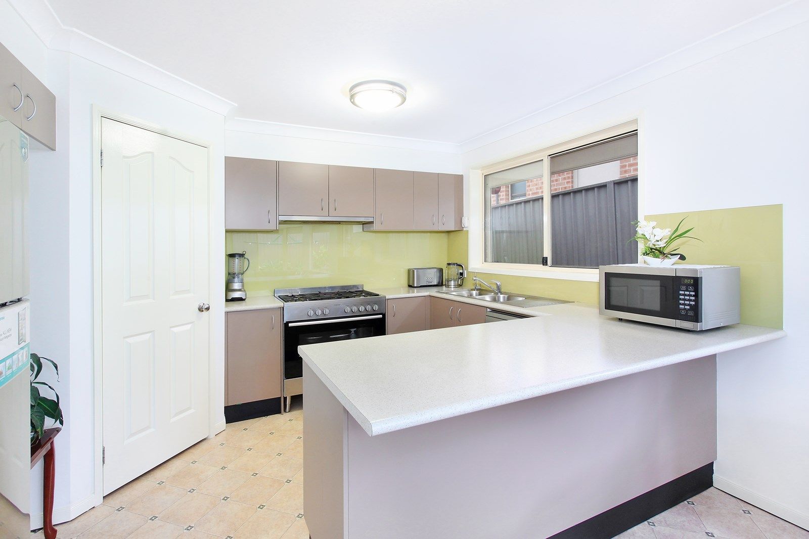 36 Edgeware Road, Prospect NSW 2148, Image 1