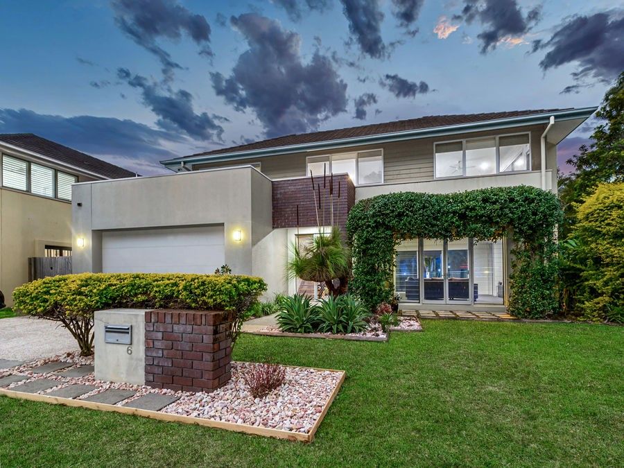 6 Torrens Crescent, Wakerley QLD 4154, Image 1