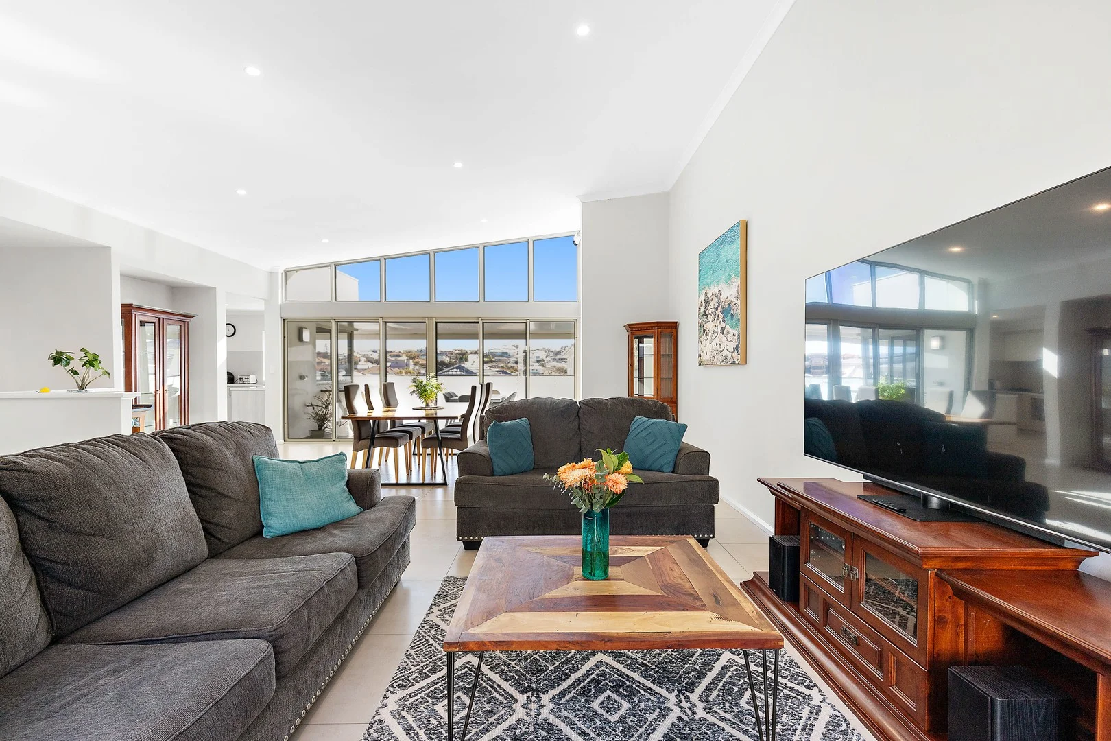 Additional image 3 of 11 Crown Terrace, Coogee WA 6166