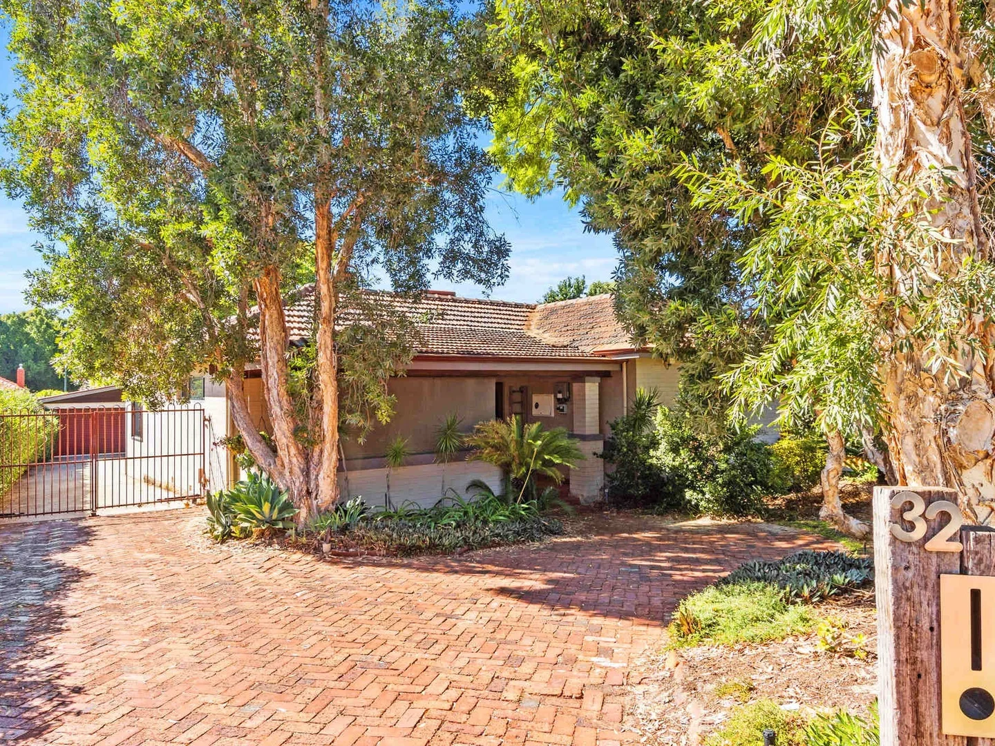 Additional image 18 of 32 Upton Street, St James WA 6102