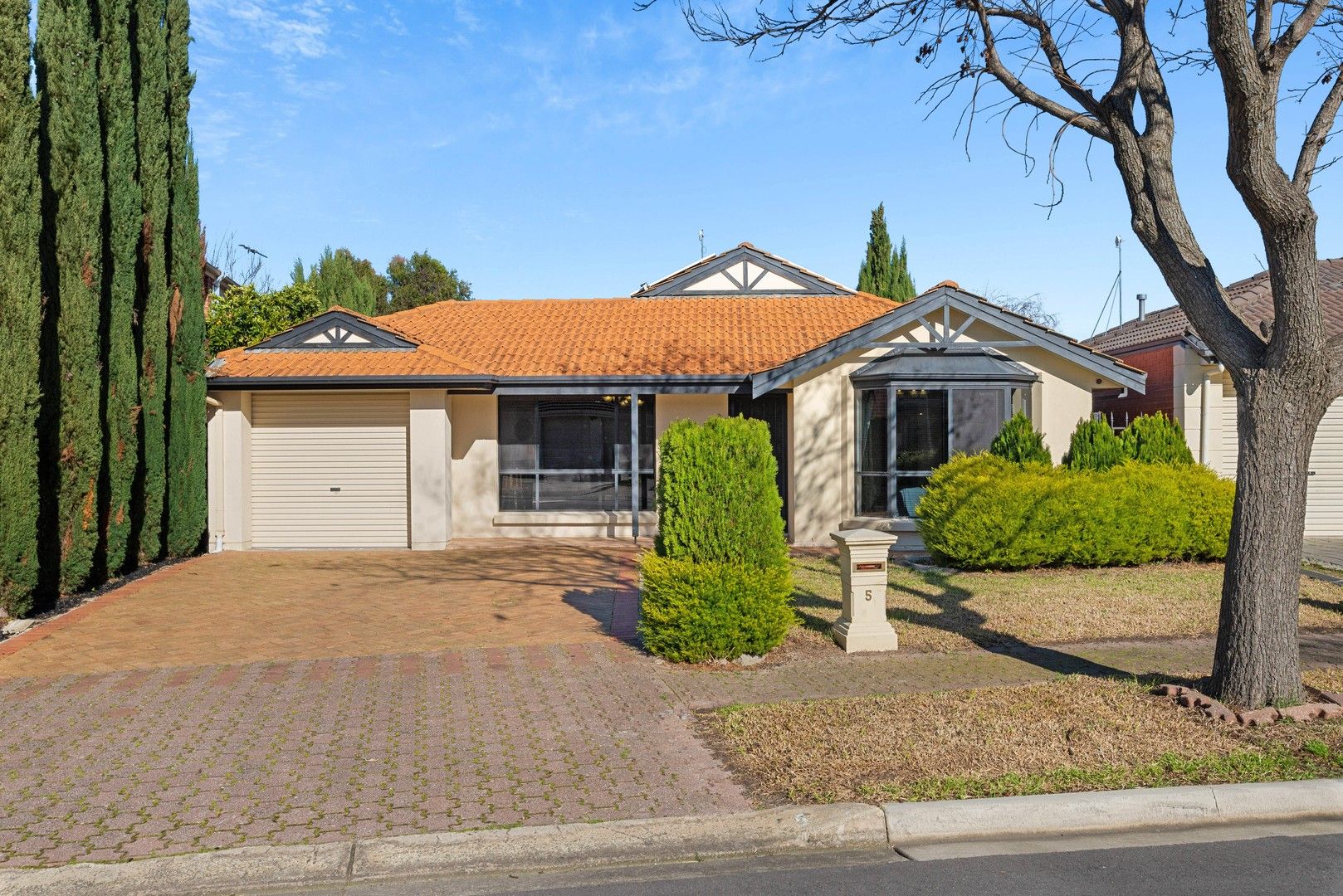 5 Conservatory Circuit, Oakden SA 5086, Image 0