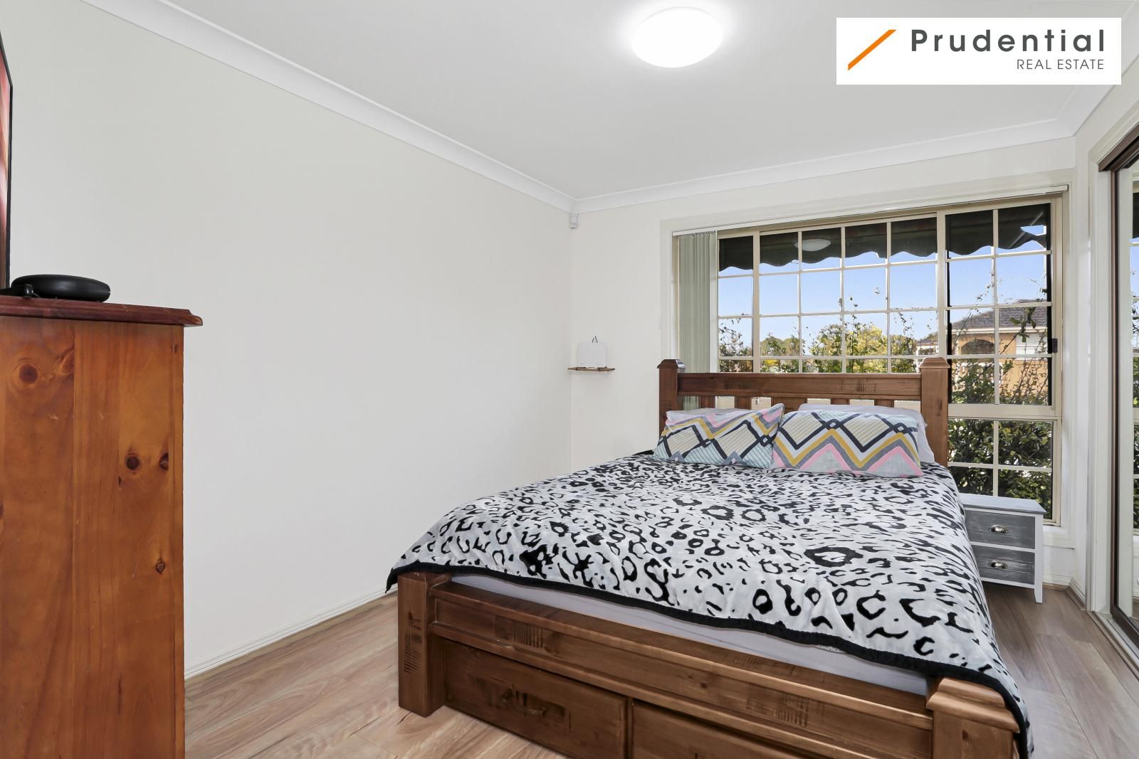 2/3 Regan Street, Rosemeadow NSW 2560, Image 2