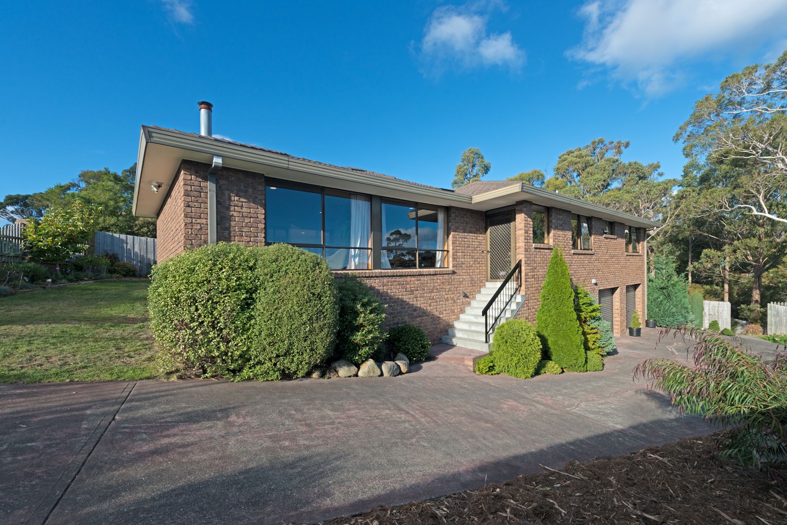 9 Lalwinya Road, Mount Nelson Property History & Address Research