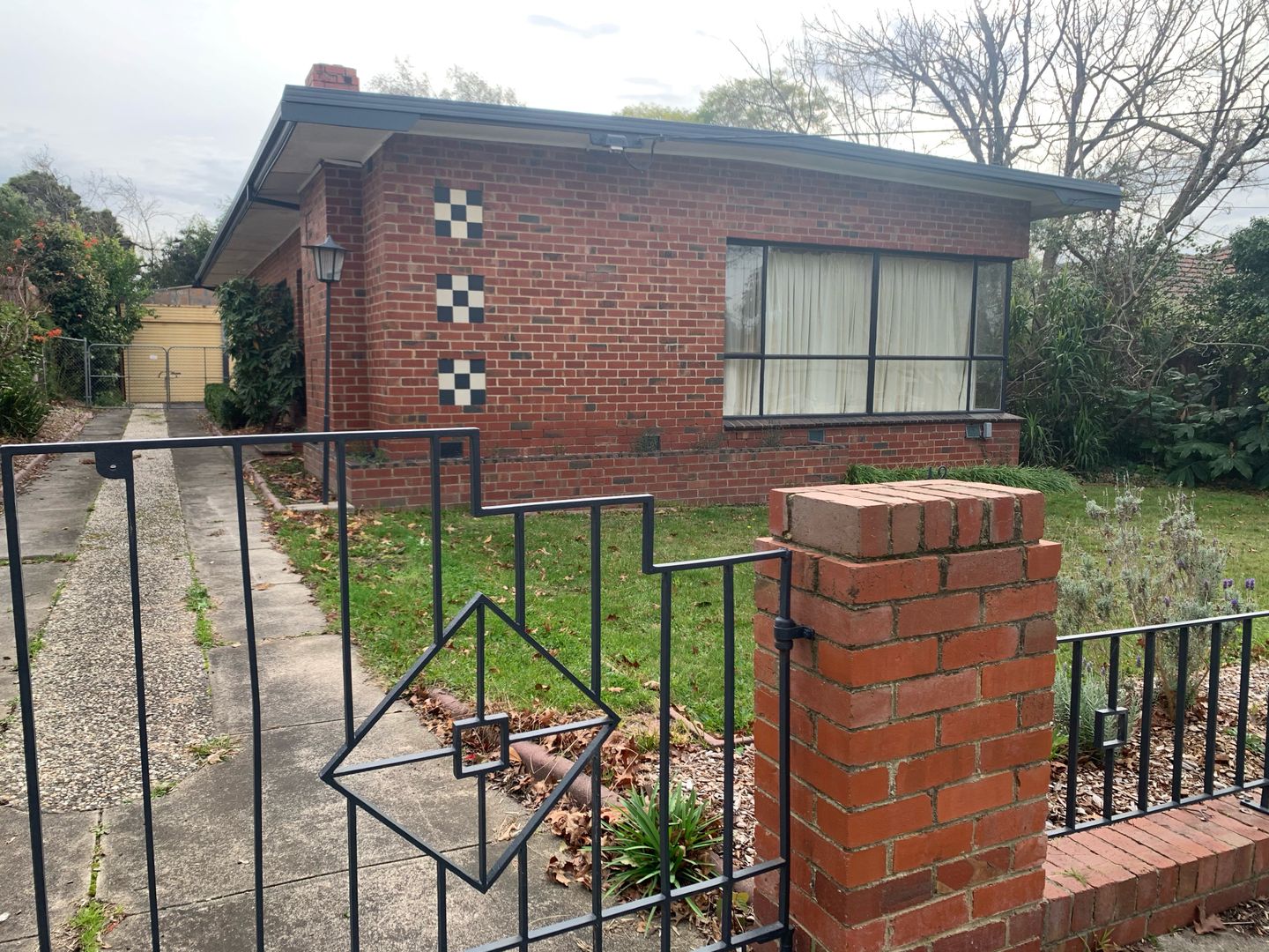 3 bedrooms House in 12 Nicholson Street NUNAWADING VIC, 3131