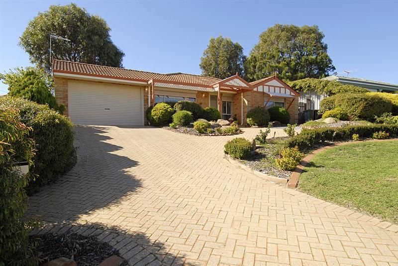 15 Porongurup Drive, CLARKSON WA 6030, Image 1