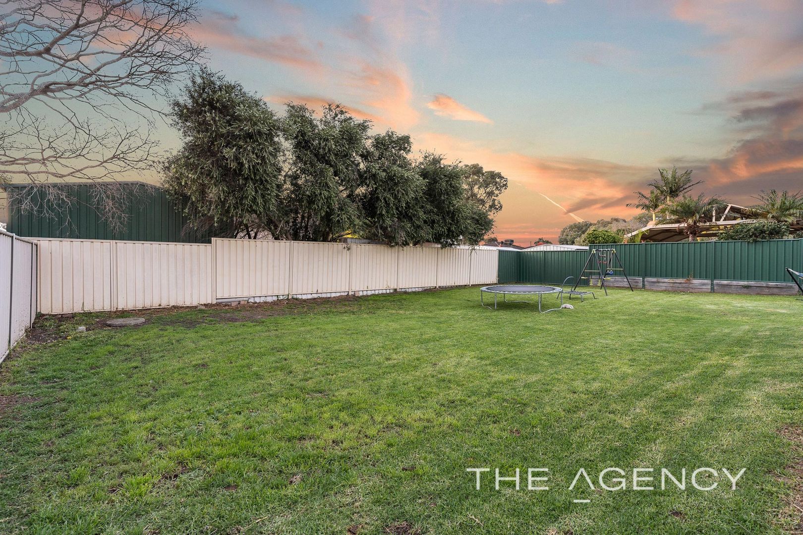 29 Craigie Place, Seville Grove WA 6112, Image 2