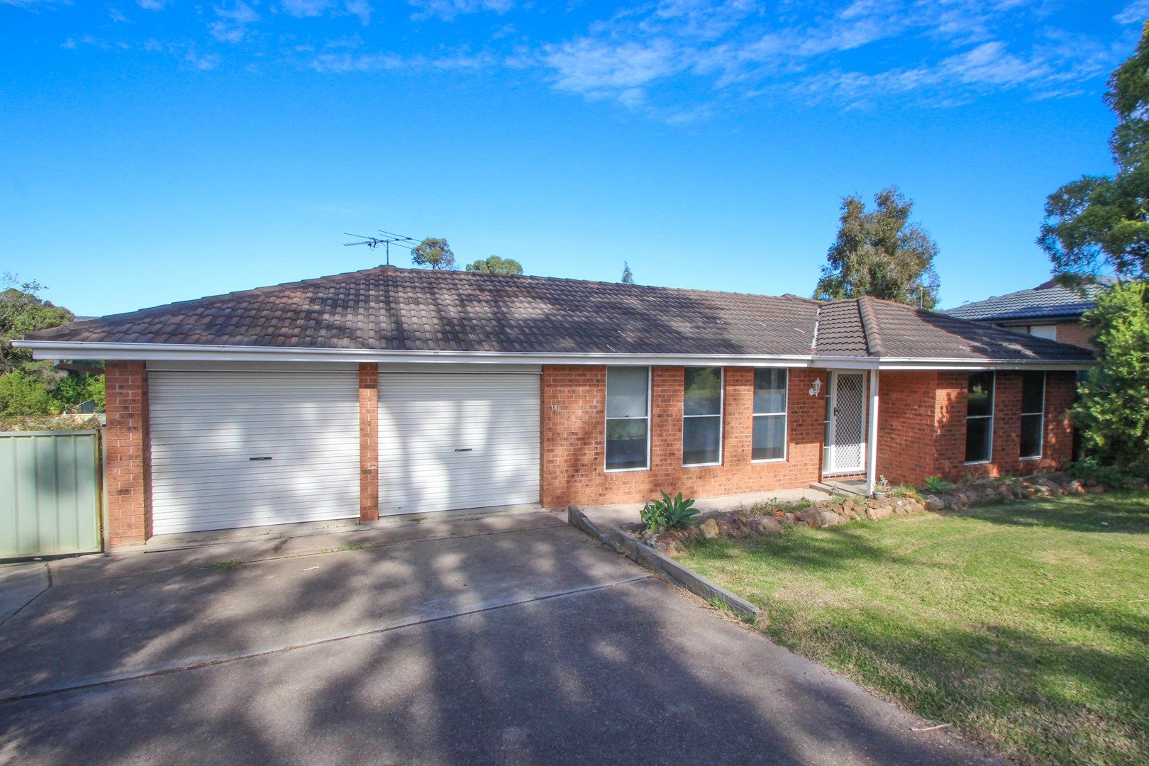 14 Beh Close, Singleton Heights Property History & Address Research