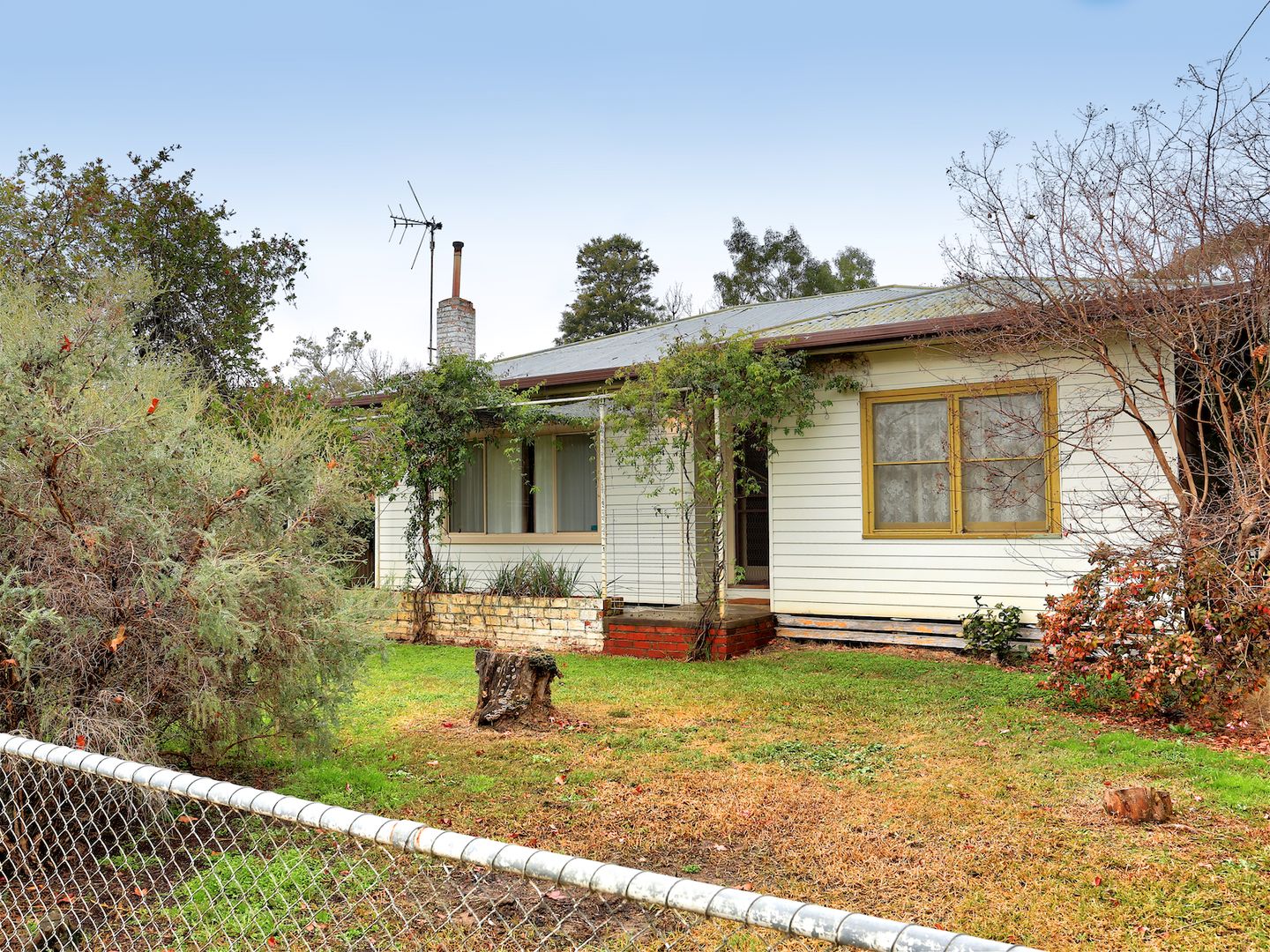 1 Hyacinth Street, Violet Town VIC 3669, Image 1