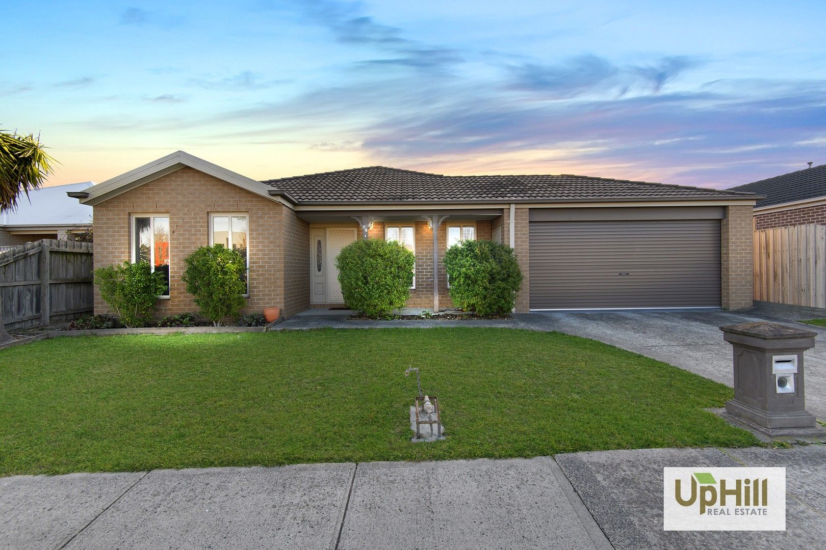 4 bedrooms House in 28 Webster Way PAKENHAM VIC, 3810