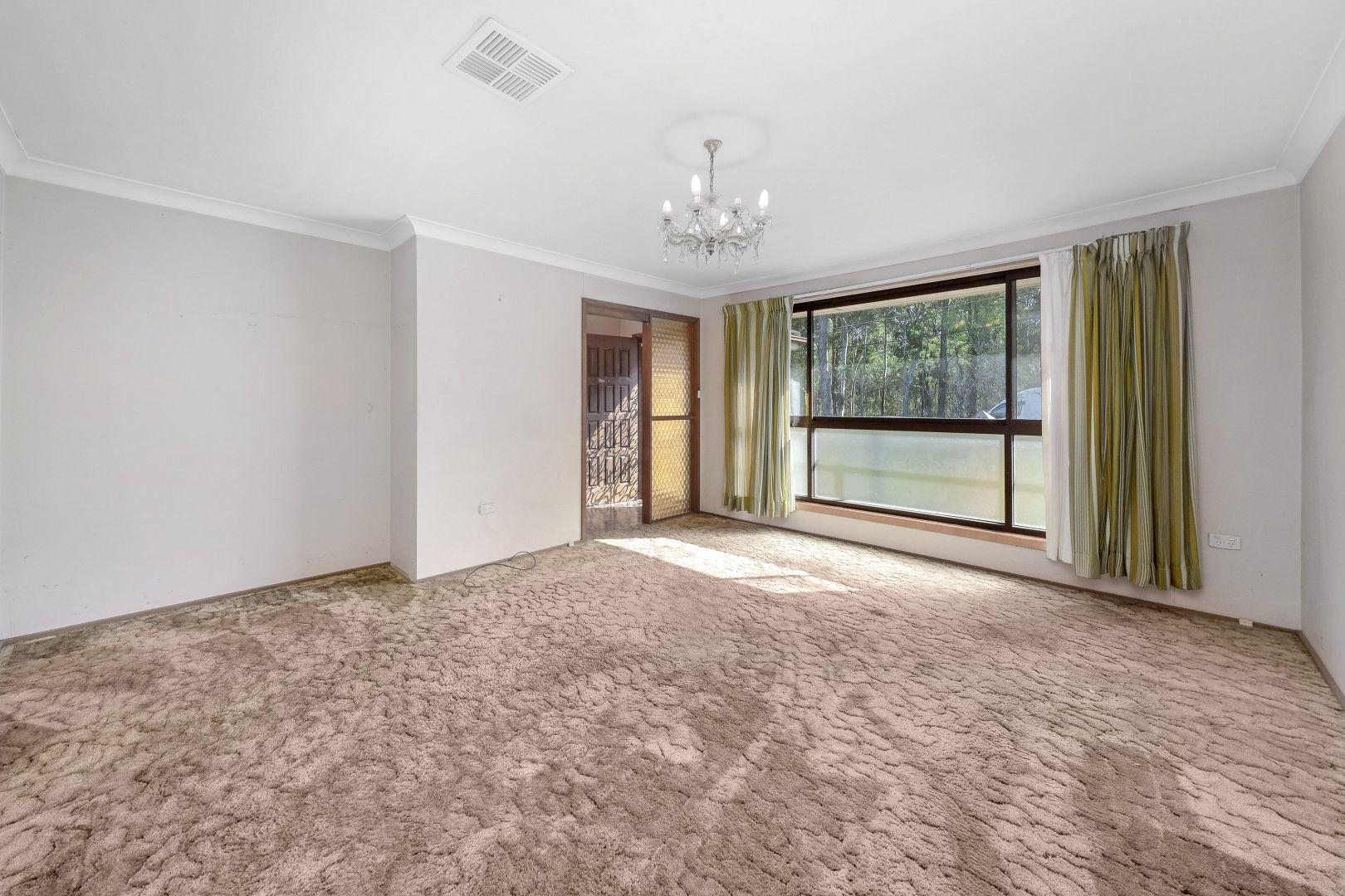 67 Hazel Street, Georges Hall NSW 2198, Image 2