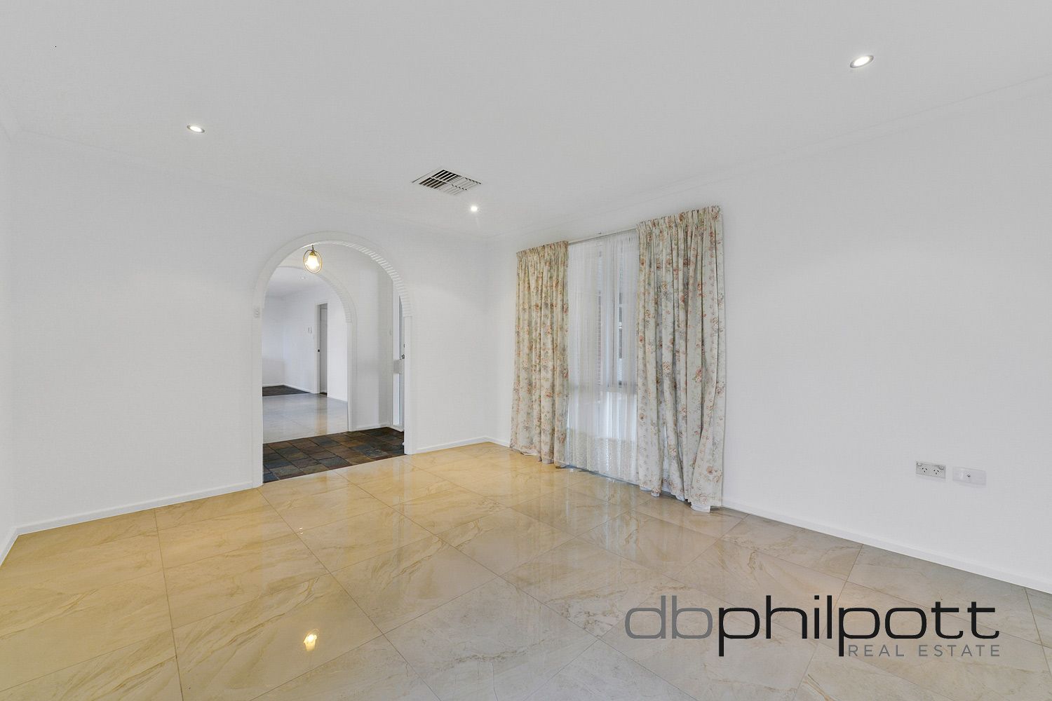 23 Kingfisher Drive, Semaphore Park SA 5019, Image 2