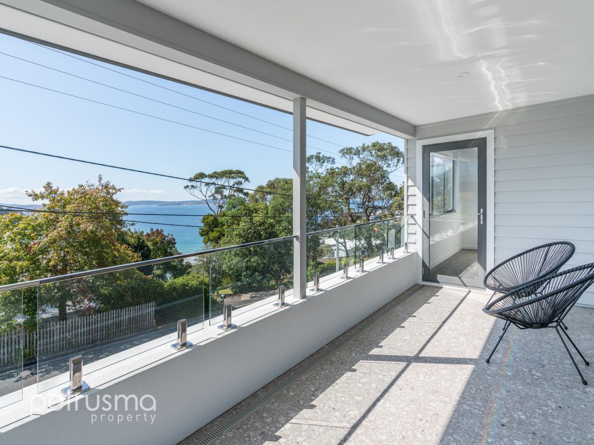 1/12 Auburn Road, Kingston Beach TAS 7050, Image 2