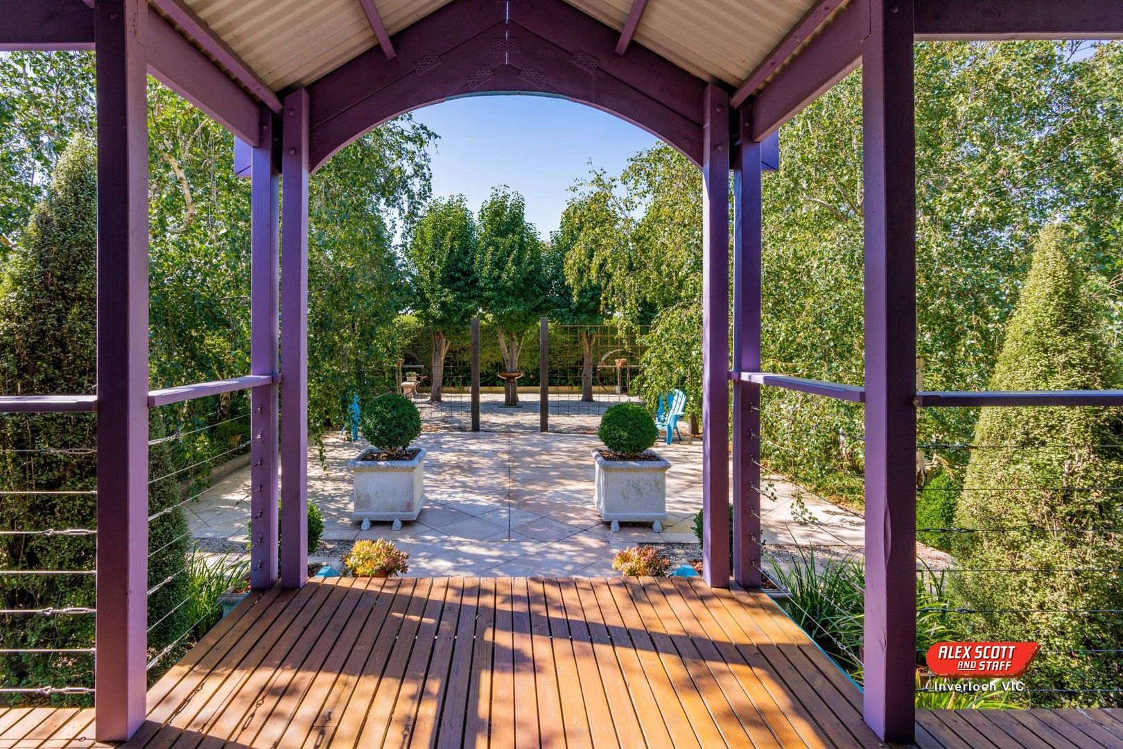 2 bedrooms House in 70 Toorak Road INVERLOCH VIC, 3996