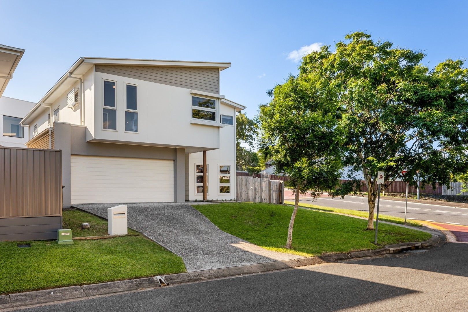 1 Agate Street, Camp Hill QLD 4152, Image 0
