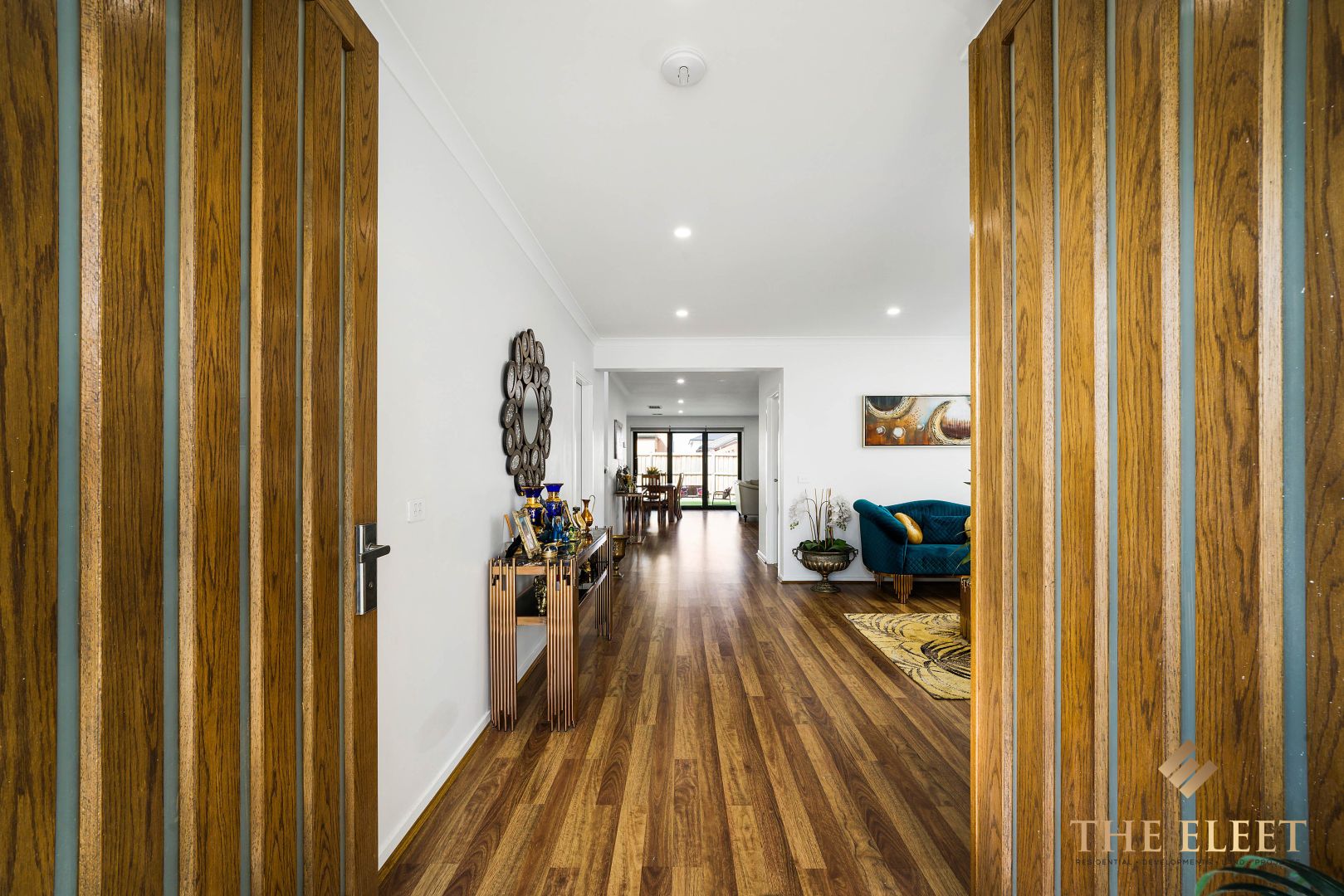 27 Trafford Drive, Truganina VIC 3029, Image 2