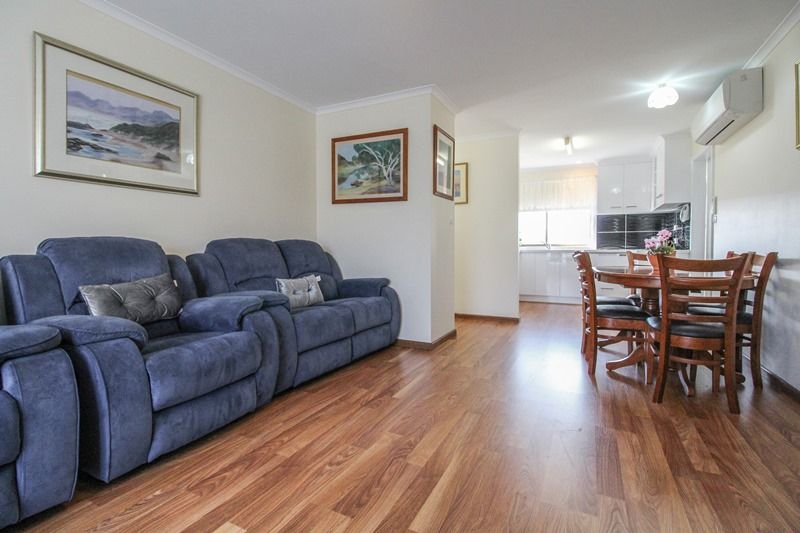 2/207 Steele Street, Devonport TAS 7310, Image 2